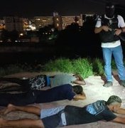 Polícia realiza operação em grota no Jacintinho e suspeito quebra a perna durante fuga