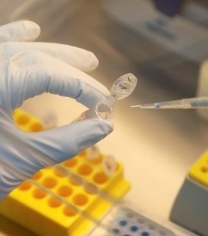 Covid-19: Rússia inicia produção da EpiVacCorona, 2ª vacina do país