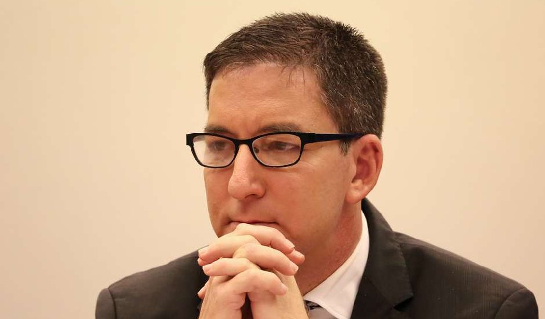 Associação de jornalistas lamenta falas de Glenn Greenwald