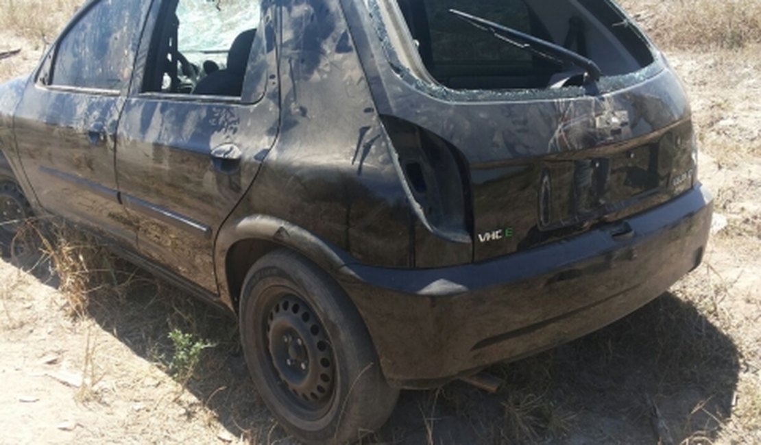 Policia Militar localiza veículo Celta roubado em Arapiraca