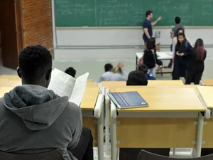 Entrada de professores negros em universidades públicas é abaixo de 1%