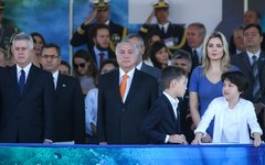 Presidente Michel Temer acompanhado de esposa e filho