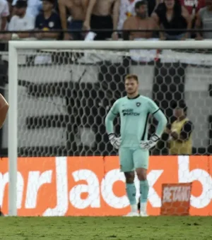 Contra o Fortaleza, Botafogo busca quebrar jejum de vitórias