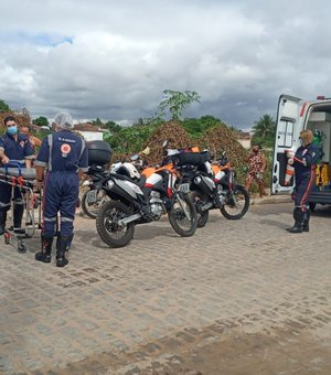 Queda de moto deixa mulher ferida, em Arapiraca