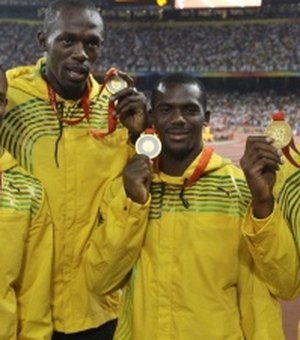 Nesta Carter é flagrado no doping, Jamaicanos são desclassificados e Bolt perde ouro