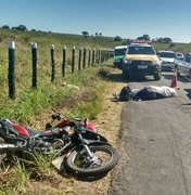 [Vídeo] Motoqueiro morre vítima de acidente com quatro veículos na AL-115
