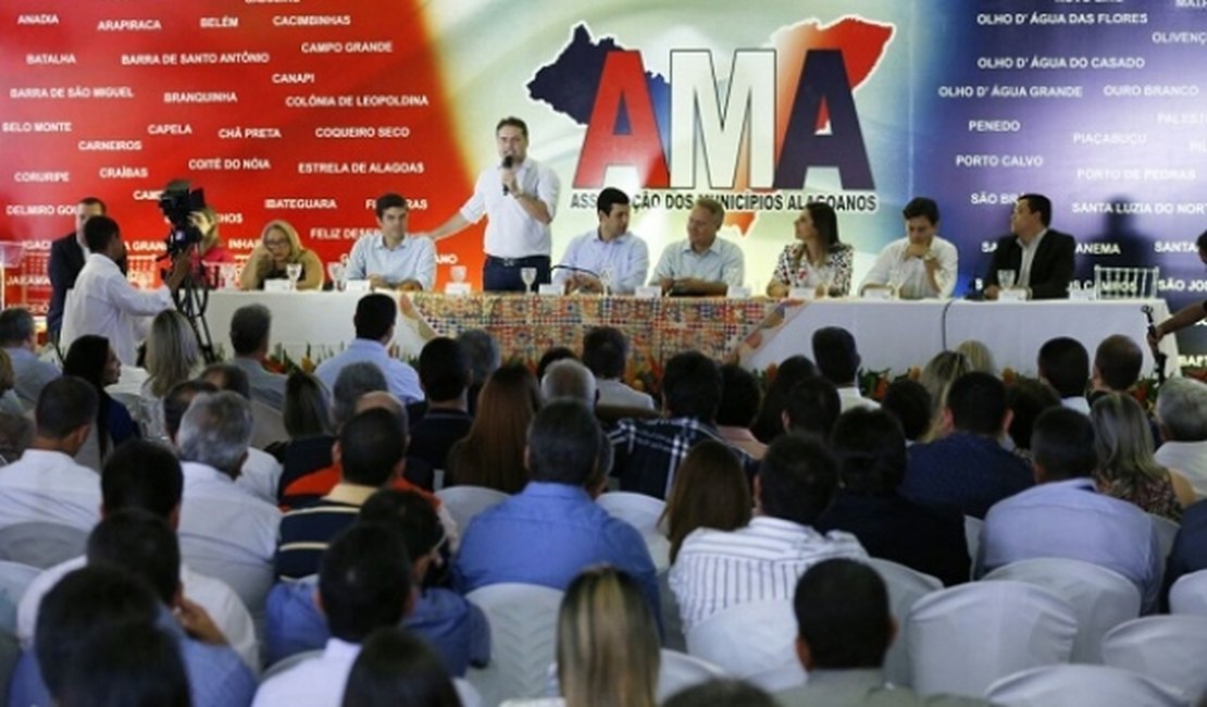 Estado anuncia convênio com a AMA para elaboração de projetos nos municípios