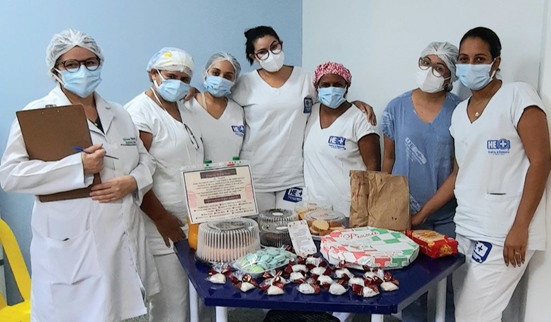 Profissionais de saúde do HE do Agreste ganham bolos e doces em ação voluntária