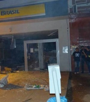 Quadrilha rouba agência do Banco do Brasil no Sertão
