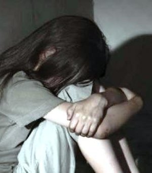 Homem acusado de estuprar a própria filha é preso pela PC em Murici