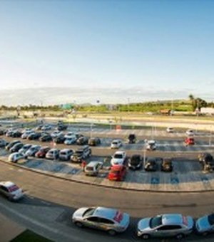 Procon Arapiraca notifica shopping por aumento de estacionamento