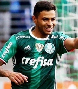 Santos vacila, Palmeiras vence e volta a liderança da série A
