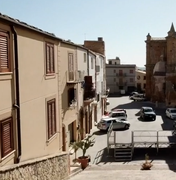 As casas vendidas por R$ 6 em vilarejo da Itália