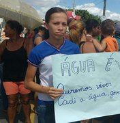 [Vídeo] Moradores de Igaci protestam contra falta de água e fecham AL-115