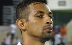 Edson Veneno fez gol importante no Acre