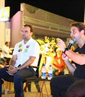 Guilherme Lopes e Luciano Amaral dialogam com a juventude sobre políticas públicas