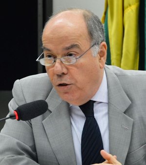 Chanceler diz que Brasil não enviará à Ucrânia munição para tanques