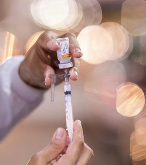 Sesau estende prazo para aplicação de segunda dose da Coronavac