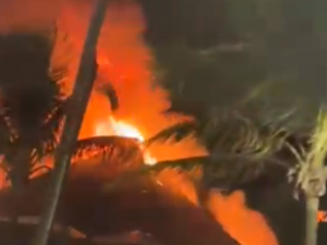 Barraca incendiada na orla de Maceió continua interditada