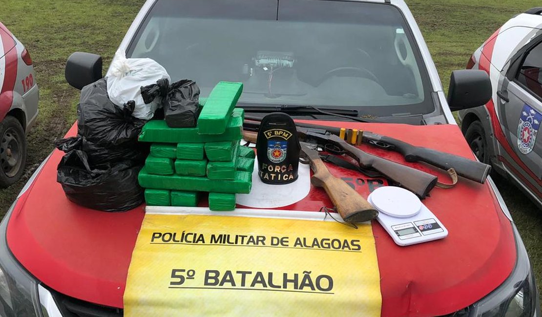 Ação da polícia apreende 17 quilos de maconha em casa do Benedito Bentes, em Maceió 