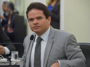 Aliados culpam Marcelo Victor por impasse em torno da eleição indireta