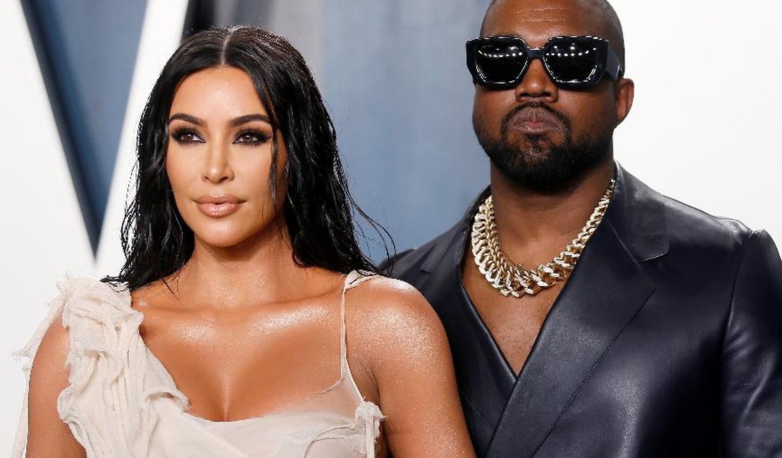 Após citar que 'salvou as filhas', Kanye West diz que Kim tenta interná-lo
