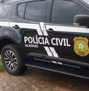 Homem é preso pela Polícia Civil em Penedo após agredir a companheira com facadas