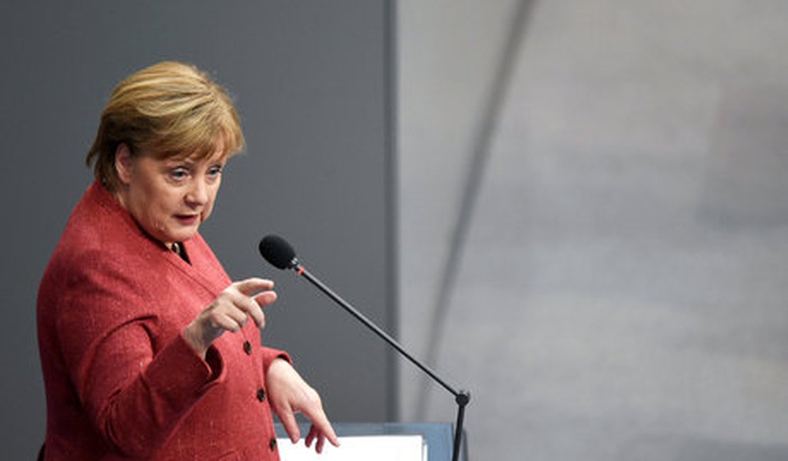 Hackers vazam dados de Merkel e centenas de políticos alemães