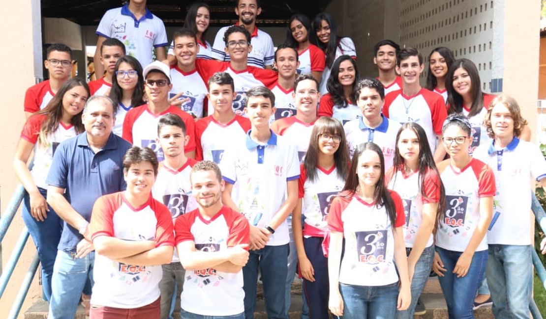 Escola estadual em Arapiraca aprova 43 alunos em universidades
