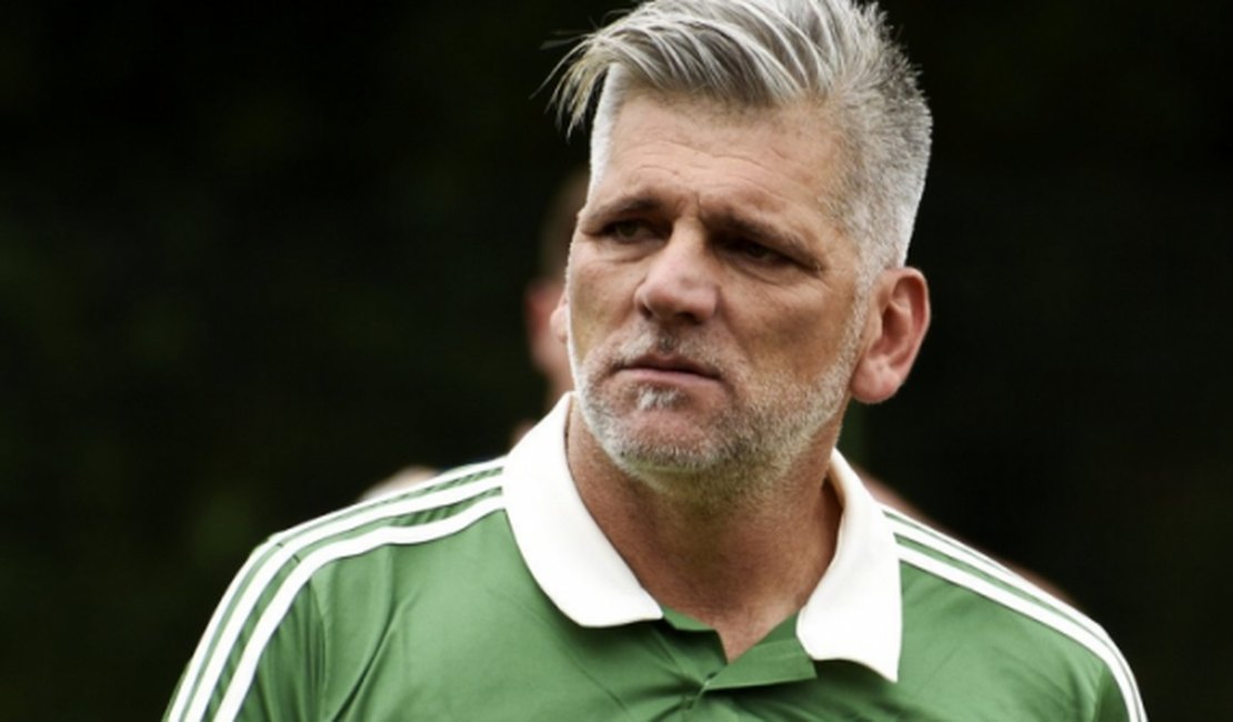 Ex-goleiro, técnico do sub 20 do Fluminense sofre acidente grave e perde filha 