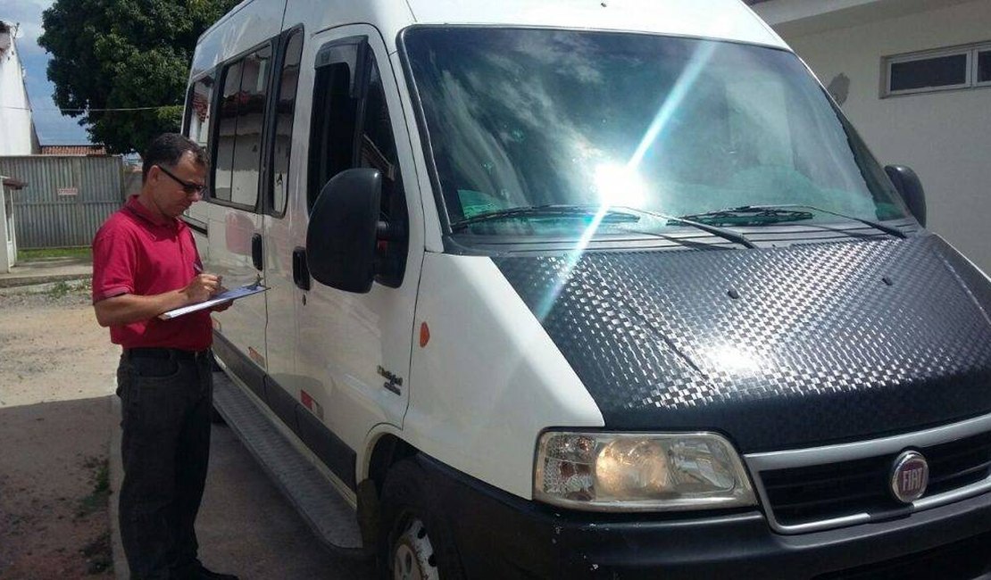 SMTT iniciará recadastramento de veículos de passageiros em Arapiraca