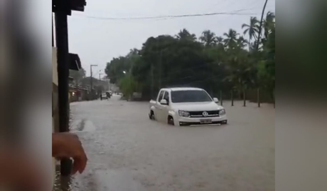 [Vídeo] Chuvas causam estragos na Rota Ecológica dos Milagres