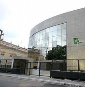 Justiça suspende decisão que proibia jornalistas de citar Antônio Albuquerque