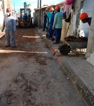 Mutirão recolhe mais de 3 mil m³ de entulho no Pinheiro e Mutange