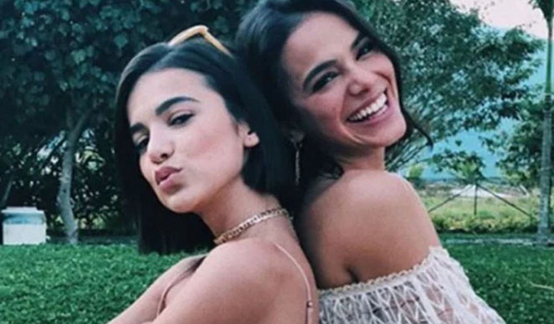 Bruna Marquezine chora com reação de Manu Gavassi: 'corajosa demais'