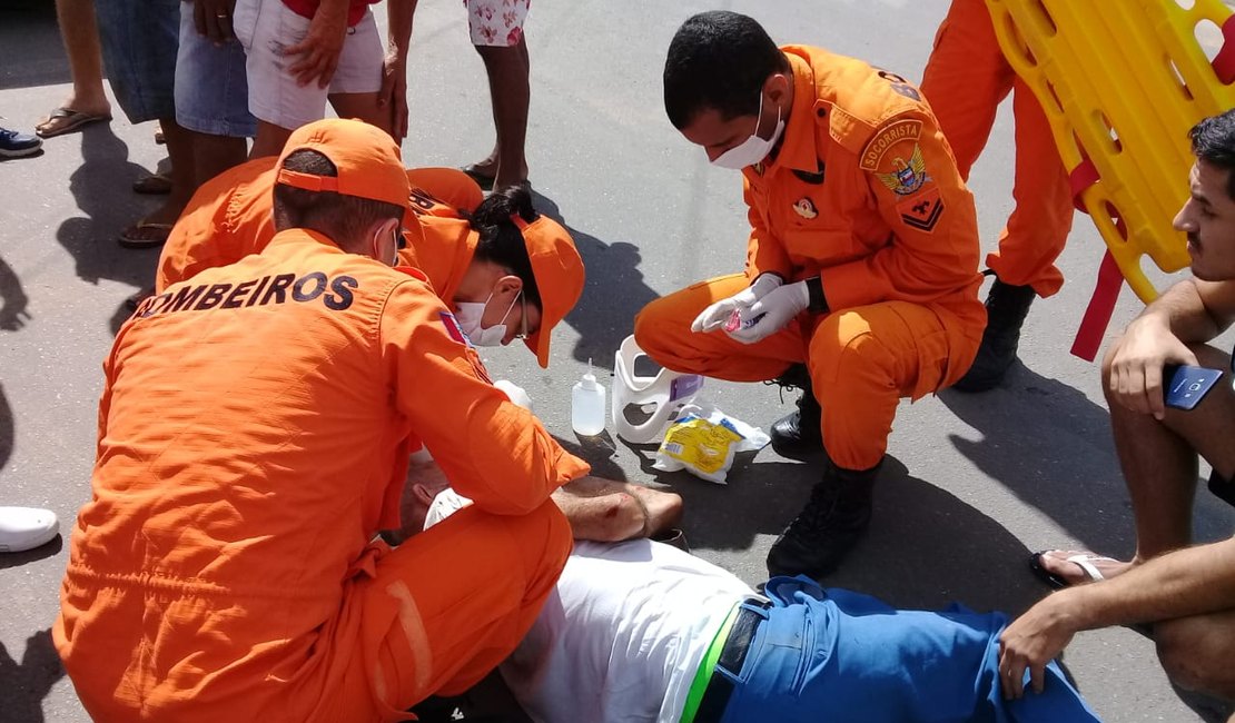 Idoso é atropelado por motociclista ao tentar atravessar rua de bicicleta