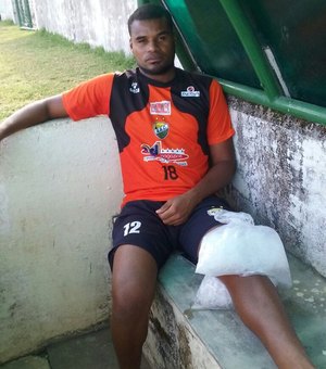 Coruripe:Cirurgia no joelho esquerdo tira goleiro Dida dos primeiros jogos do Estadual
