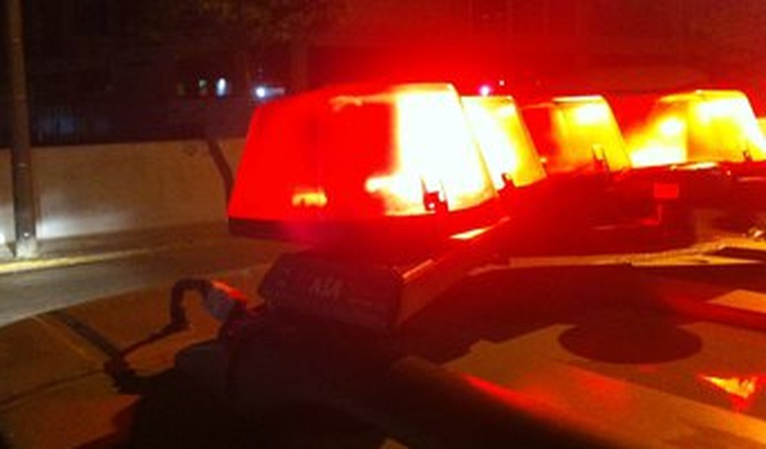 Homem é preso com documento falso na Vila dos Pescadores, em Maceió