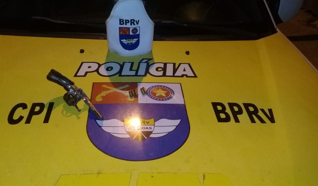 Polícia Militar prende jovens após assalto em Olho d' Água das Flores