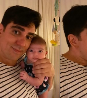 Marcelo Adnet encanta em selfies com a filha recém-nascida, Alice