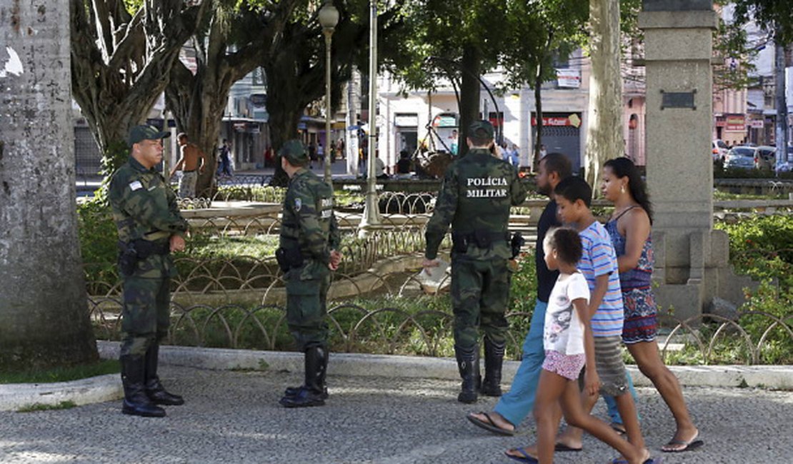 Para burlar bloqueio, PM convoca policiais a se apresentarem a pé no ES