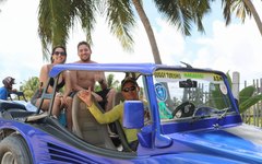 Passeio de buggy é um dos atrativos da Praia da Bruna