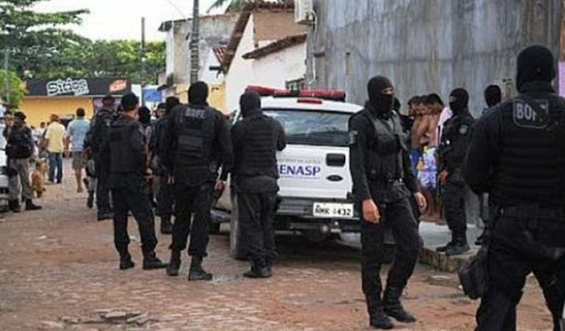 Operação policial para combater o tráfico de drogas é realizada em Arapiraca