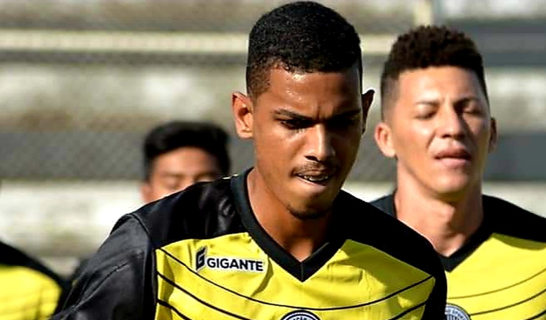 Novo contratado do ASA supera tuberculose e se inspira em Thiago Silva para chegar ao profissional