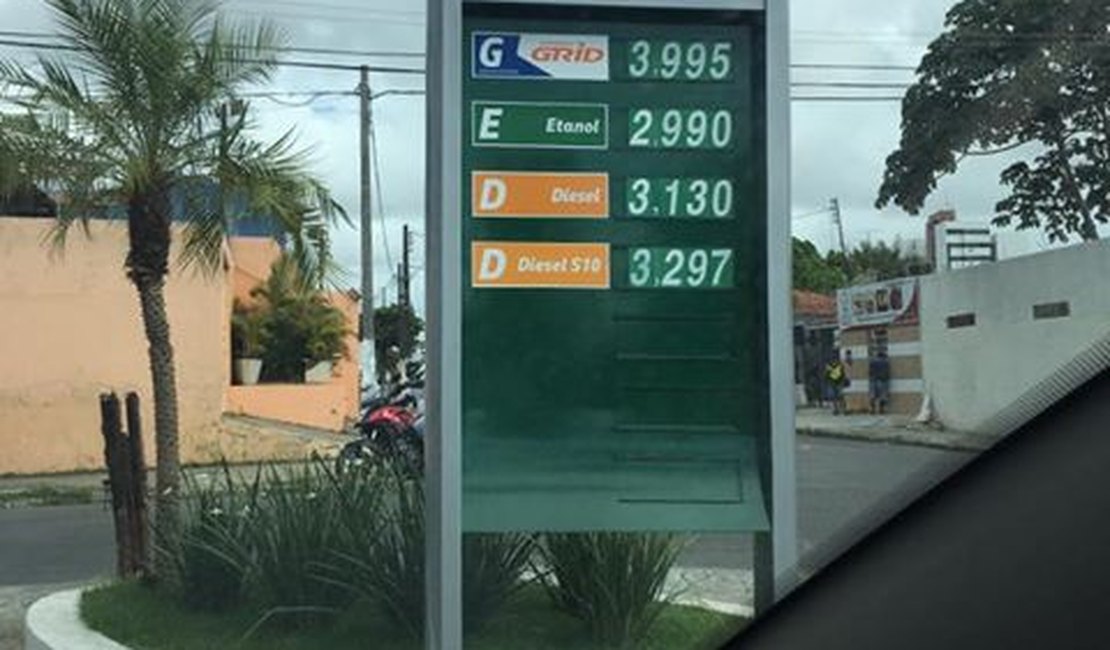Gasolina sofre novo aumento e preço do litro nos postos de Maceió ultrapassa R$ 4