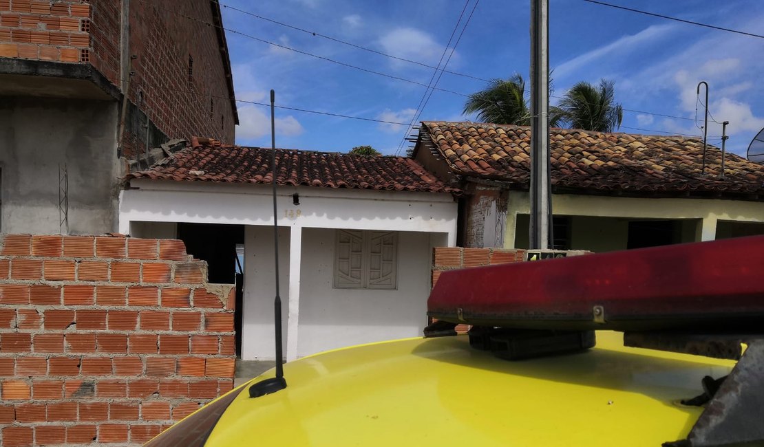 Tomado por fúria, homem esfaqueia vizinho até a morte, em Arapiraca