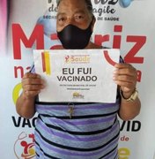 Covid-19: Matriz de Camaragibe inicia vacinação para idosos de 60 anos