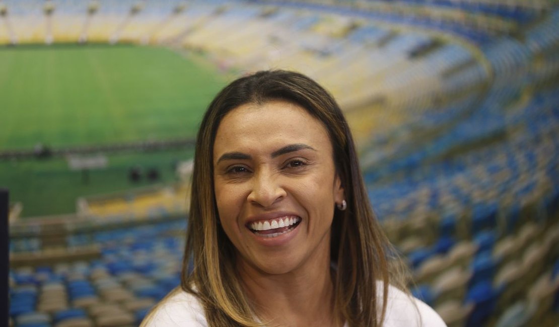 Marta é a primeira jogadora de futebol a marcar em cinco Olimpíadas consecutivas