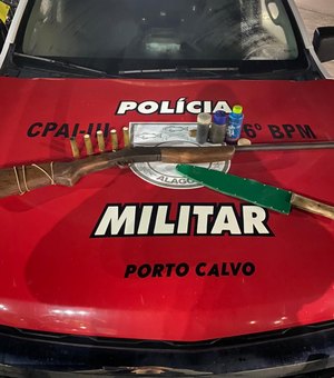 Homem é preso em Porto Calvo com espingarda e faca