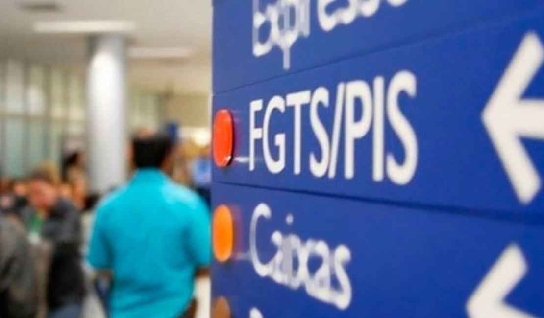Agências da Caixa abrem neste sábado para saque de R$ 500 do FGTS